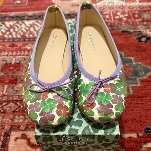 Like new in box French Sole Women's Clover Ballet Flats - Sz 37.5 EUC